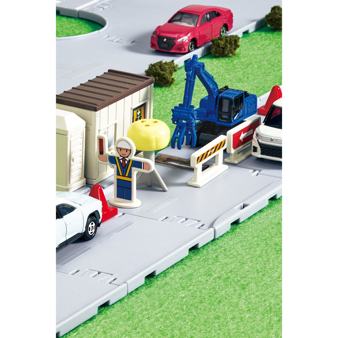 Tomica Town Road Construction  - огляд і ціна Baby Nursery Gifts